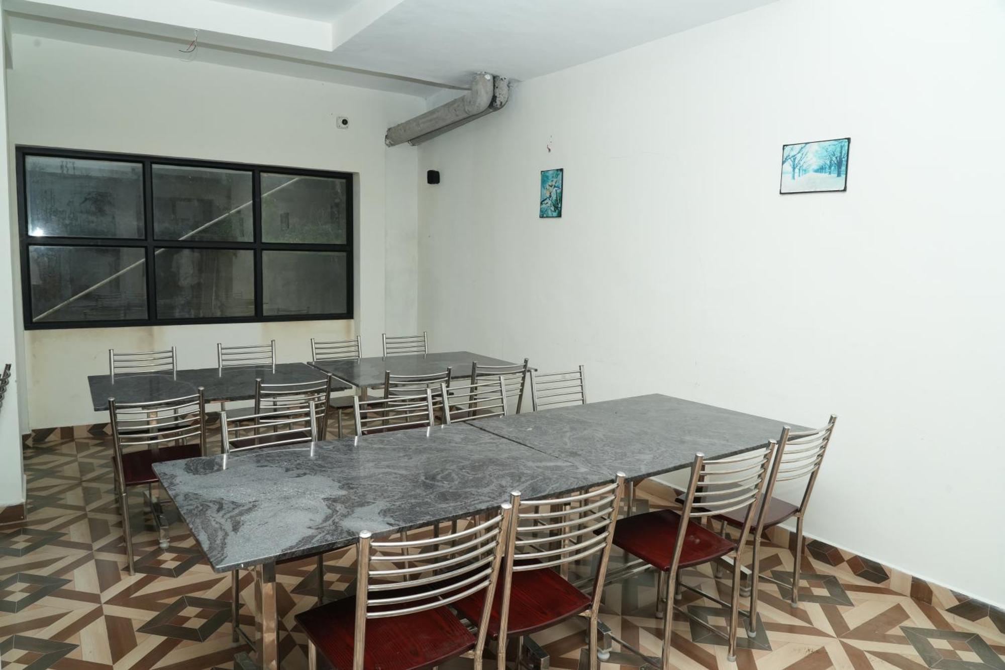 Vetrivel International By Brown Tree Resorts Kodaikanal Exterior photo